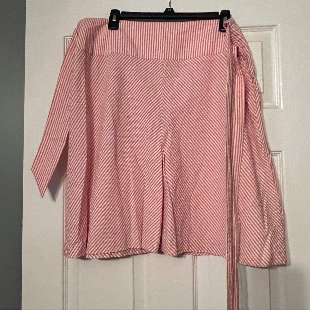 Nine & Co. Pink A-Line Skirt with Bow Detail, size 16